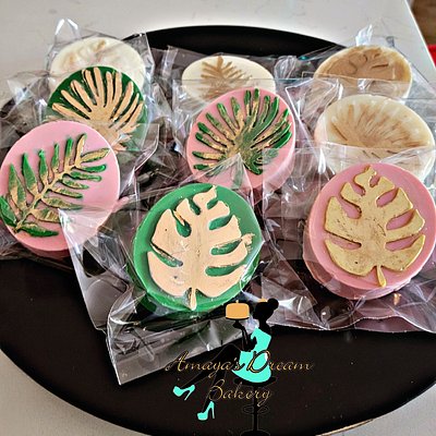 Dipped Brownies: Animal Theme