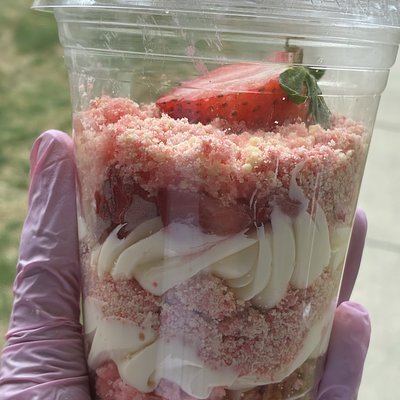 Strawberry Crunch Cup 