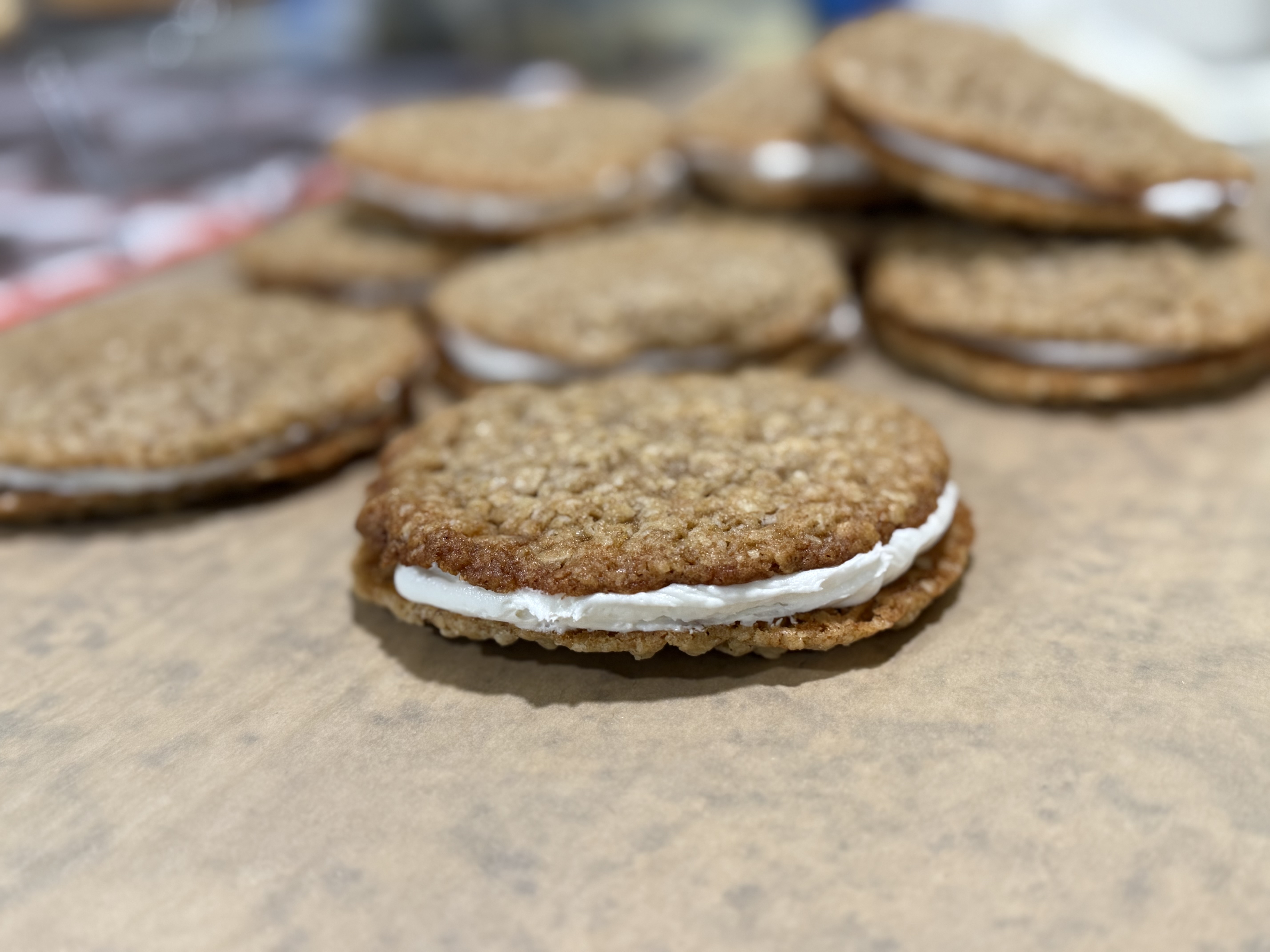Oatmeal Cream Pies - 6 count