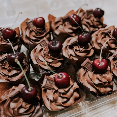 Death By Chocolate Cupcakes 12 Servings