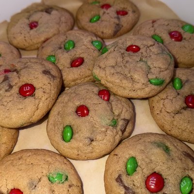 M&M Cookies 1/2 Dozen 