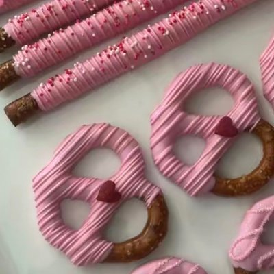 Chocolate Covered Pretzels 