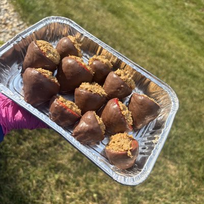 🆕 Dubai Chocolate Stuffed Strawberries 🍓 