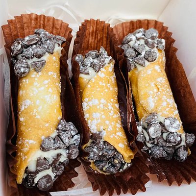 Cannolis 