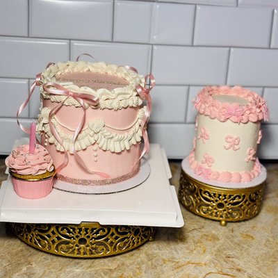 Baby’s First Birthday Cake with Smash Cake