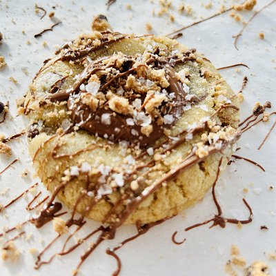 Chocolate Chip Lava Cookie