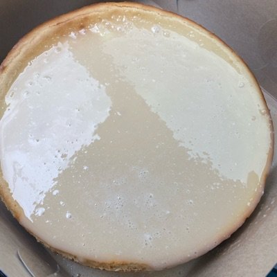 Honey Bun Cheesecake