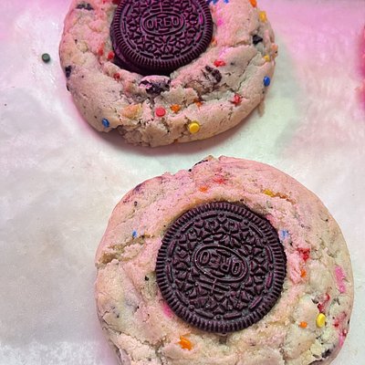 Oreo Funfetti Cookie