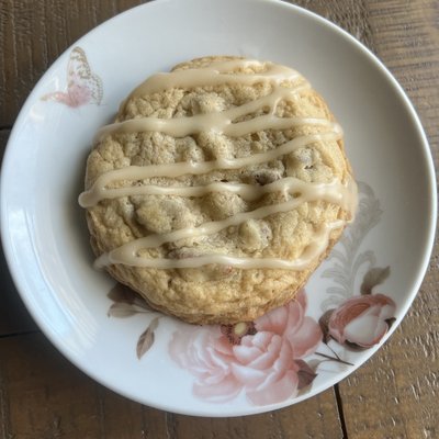 Maple pecan cookies