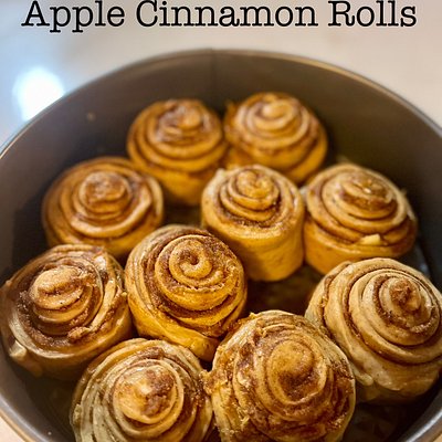Caramel Apple Cinnamon Rolls