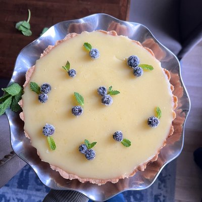 Lemon Curd In A Biscoff Crust 