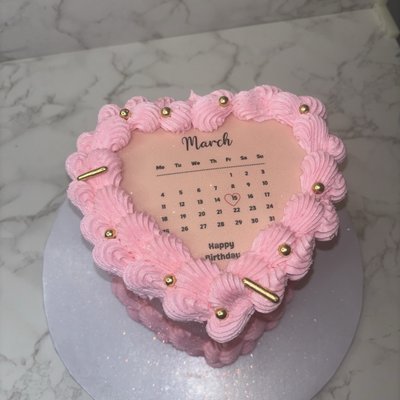 6in Heart Cake 