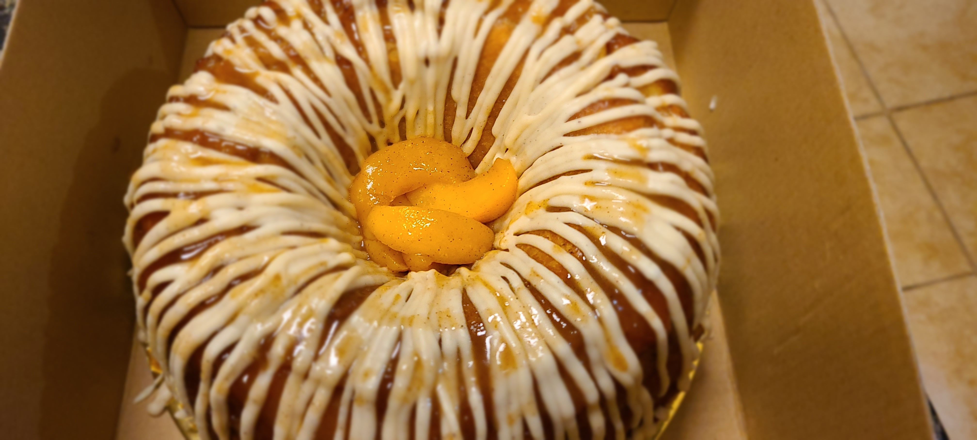Classy's Peach Cobbler Pound Cake