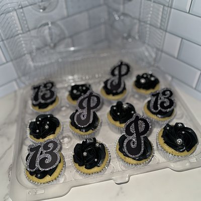 The Simple Add-On Dozen Cupcakes 