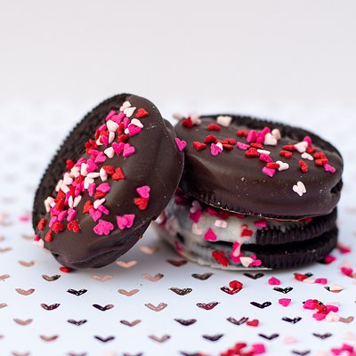 Oreo Cookies Chocolate Dipped party Favor Dessert box of 12