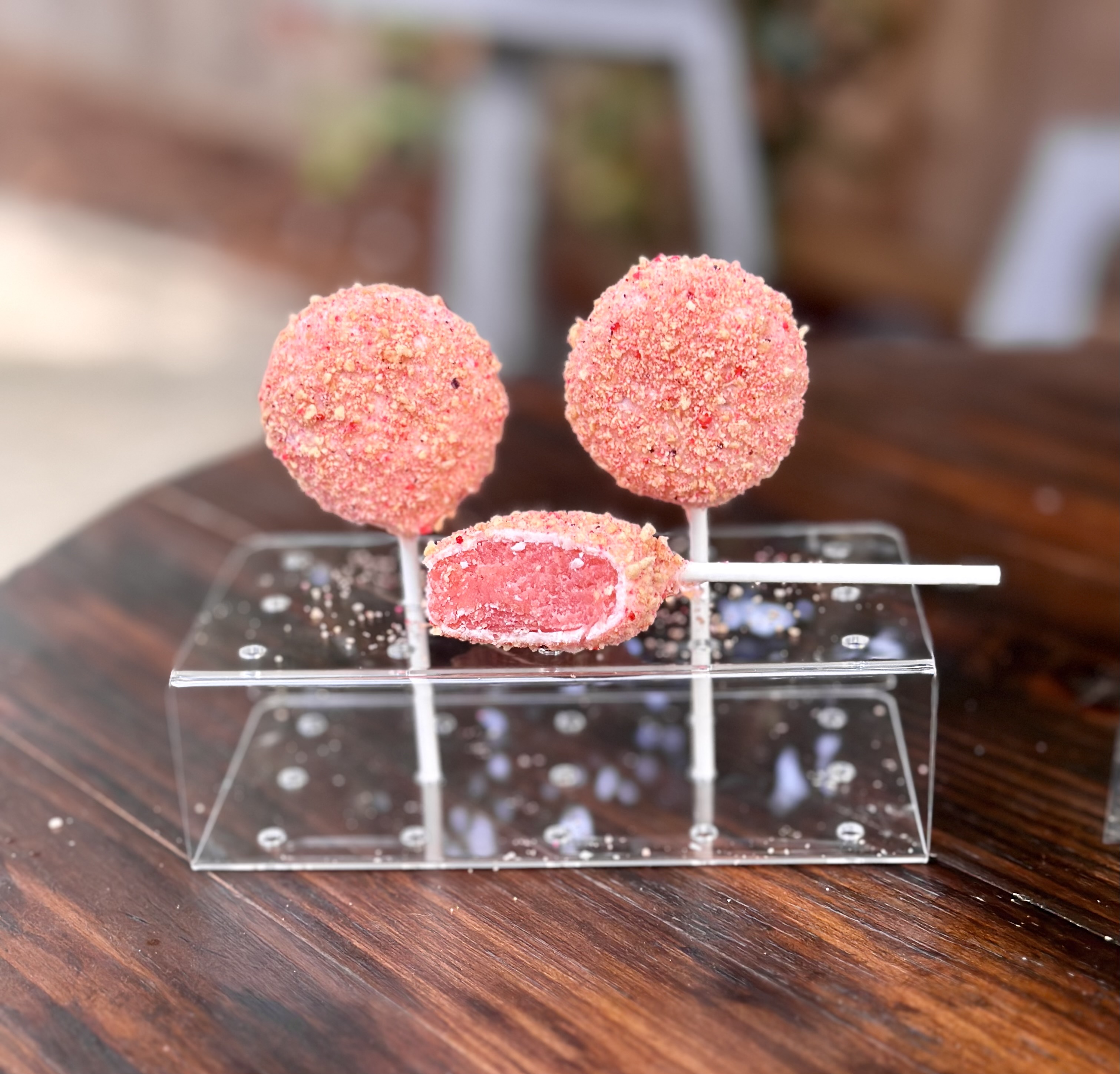 Strawberry Shortcake Cake Pop