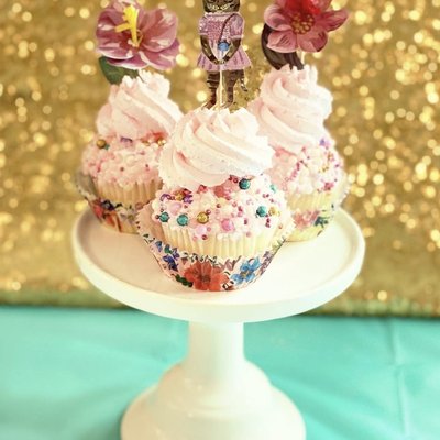 Custom Cupcakes 