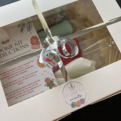 Holiday Decorating Kit