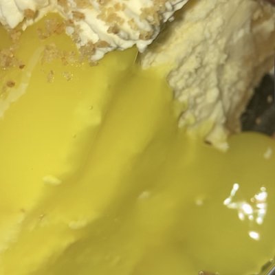 Lemon cream pie