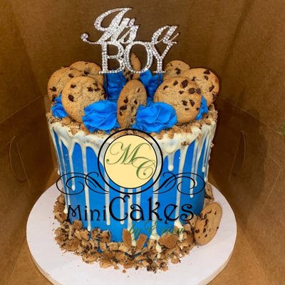 Custom Drip Cake