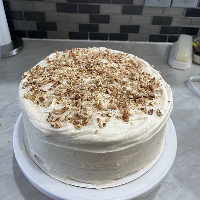Carrot Cake with Buttercream Frosting 9X9 2 Layer