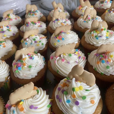 Custom Cupcakes 
