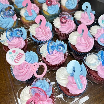 Custom Cupcakes 