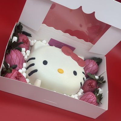 Breakable Hello Kitty + 6 Strawberries  