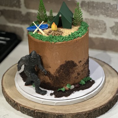 Custom Cake 2 Layer 6” starting price. Any decorations are extra. Price will be based on decor