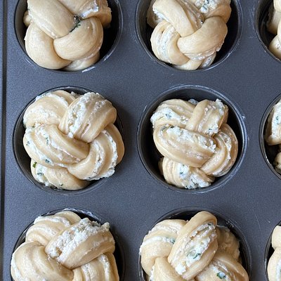 Garlic Knots