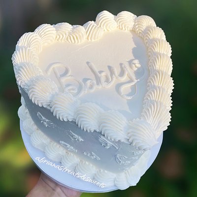 Small Heart Cake (8-10 Servings)