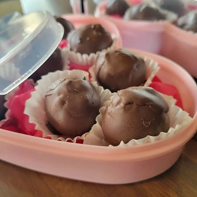 Family Secret Bon Bons