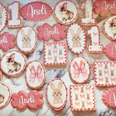 Custom Cookies 