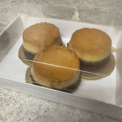 3 Mini Chocoflan
