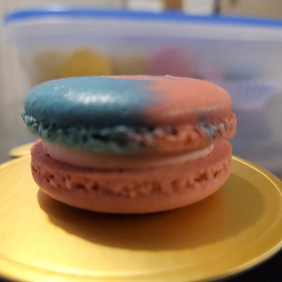 Cotton Candy Macarons 