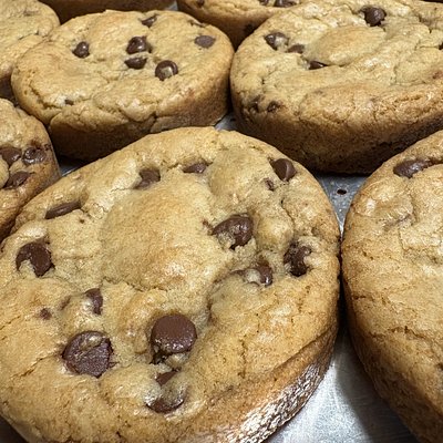 Nutella Stuffed Chocolate Chip Cookies (2 Ct)