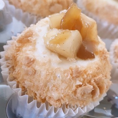 Coconut Apple Crunch Cupcakes 