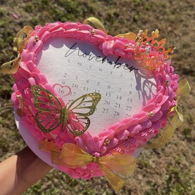 8 Inch Heart Cake (No Pics Around Cake)