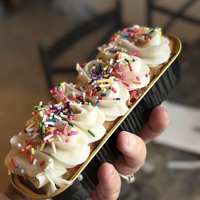 Birthday mini cake