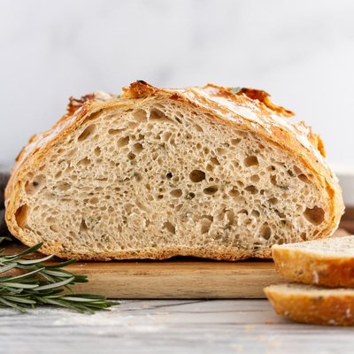 Rosemary Roasted Garlic Loaf 