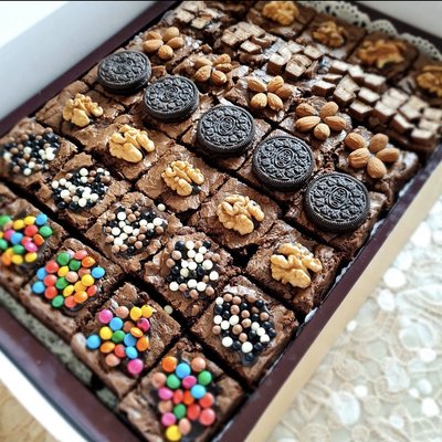 Decadent Brownies (Dozen)