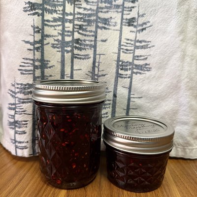 Berry Patch Shenanigans 8oz Jar