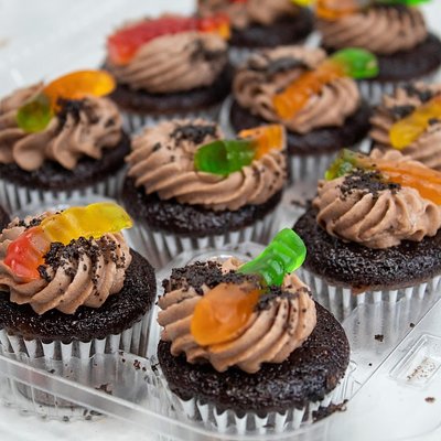 Dirt Cake Cupcakes