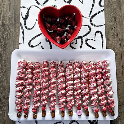 Valentines Caramel Wrapped Pretzel Rods 