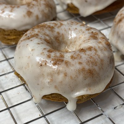 Pumpkin & Spice Donuts - Dozen (12)