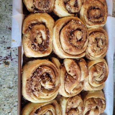 Cinnamon Rolls 