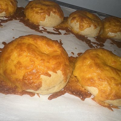 Cheddar Bagels — Dozen