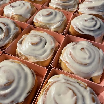 Signature Cinnamon Roll -4ct