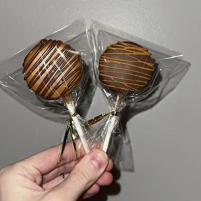 Specialty Cake Pops