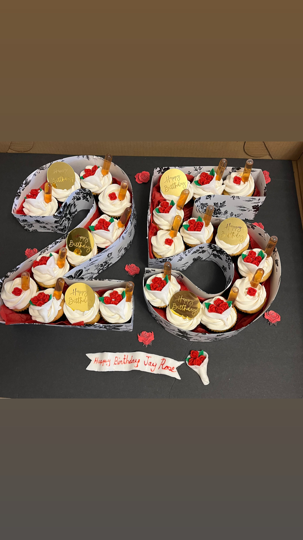 Cupcake letter Box